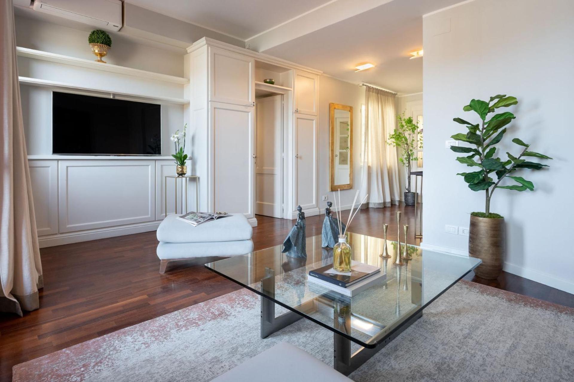 - Luxury River With Terrace Florencia