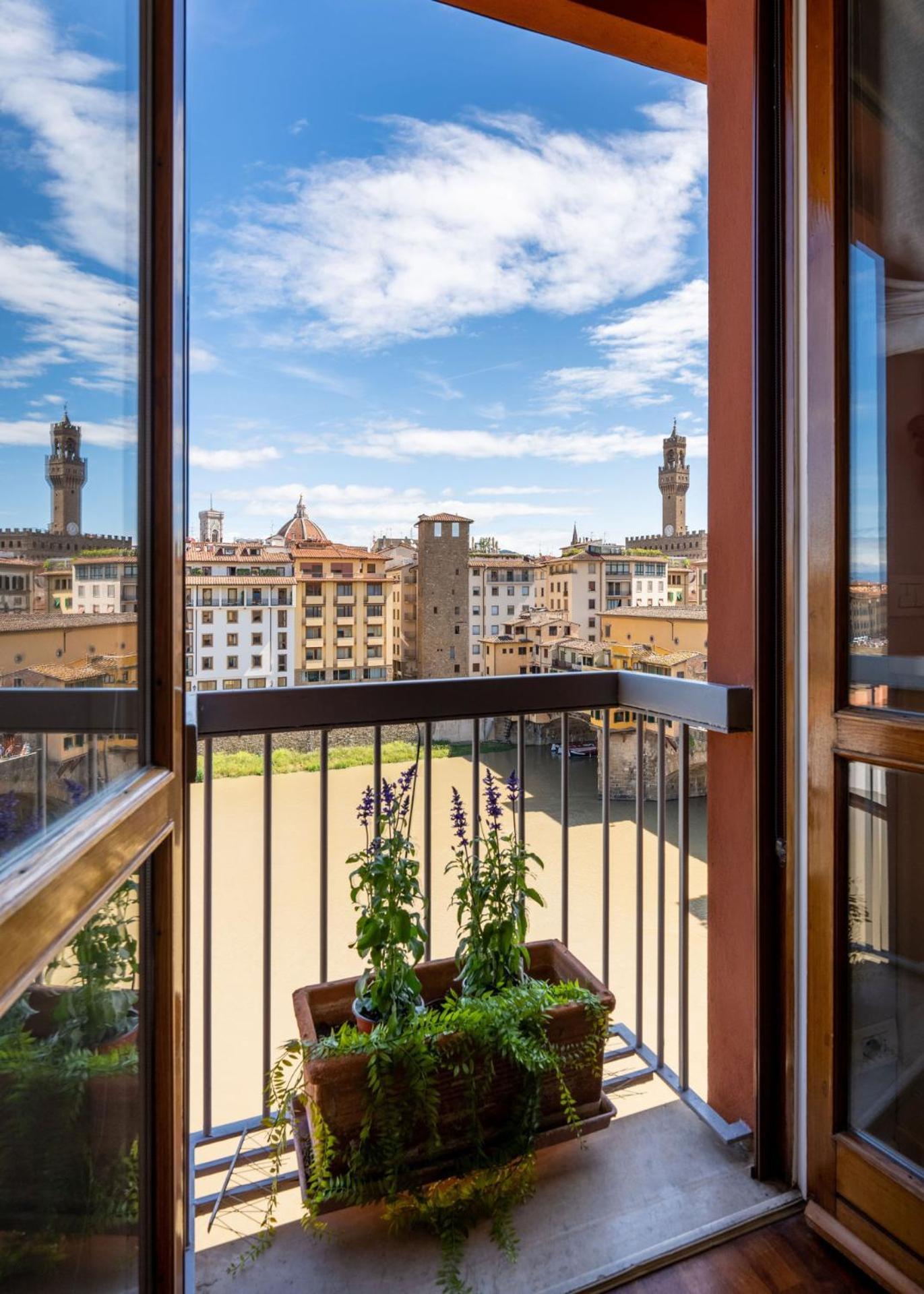 - Luxury River With Terrace Apartamento